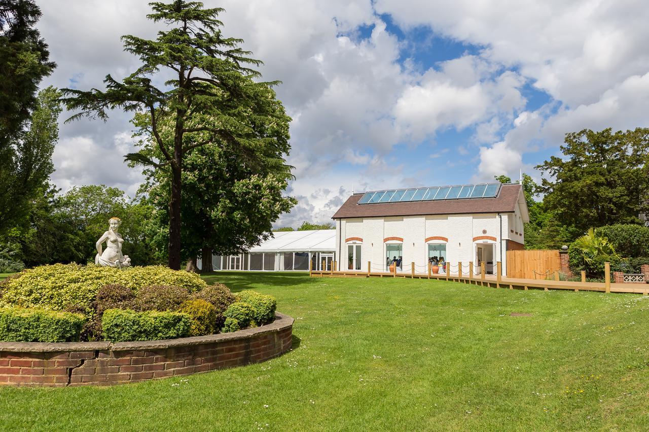The Manor At Bickley Hotel Bromley Buitenkant foto